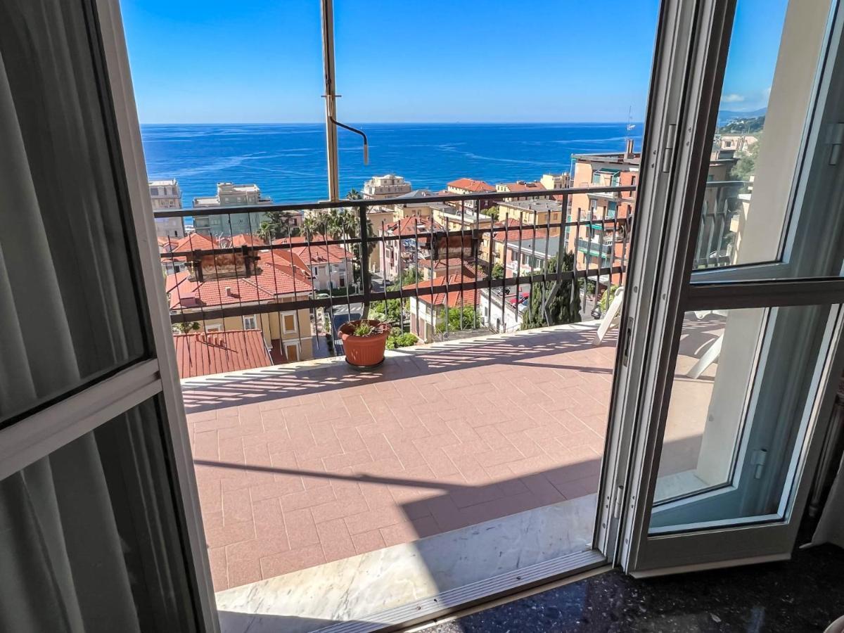 Grande Appartamento Vista Mare Varazze Exteriér fotografie